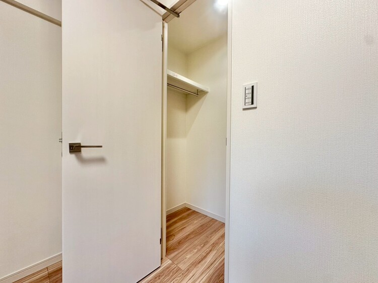 収納 収納スペースが付いていて、お部屋を広く使っていただけます。