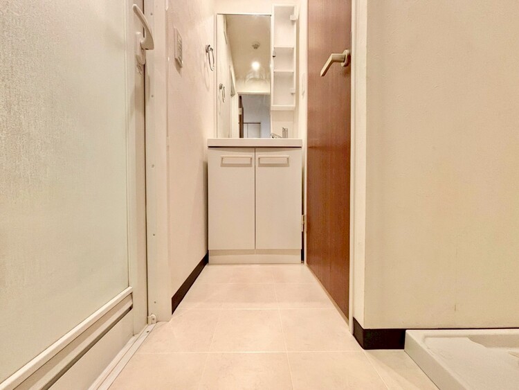 洗面 十分な広さの脱衣所。