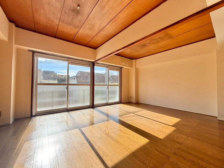 子供部屋 清かで艶やかな時間をもたらしてくれる室内です。