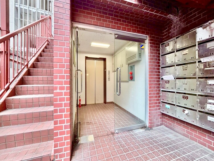 エントランス 上質感漂う玄関アプローチです。