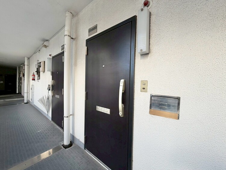 玄関 清潔感のある落ち着いた雰囲気の玄関です。