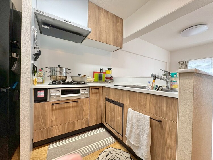 その他 使いやすくスタイリッシュなキッチン空間になっております。