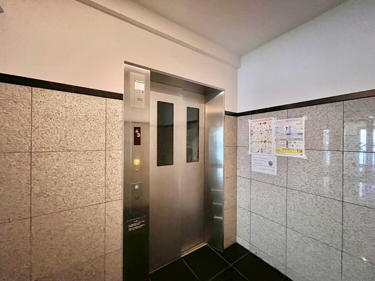 その他 エレベーター完備のため荷物が多くなっても安心。