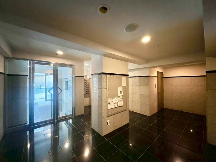 その他 館内は静寂な中が保たれており、管理が行き届いている印象を受けました。