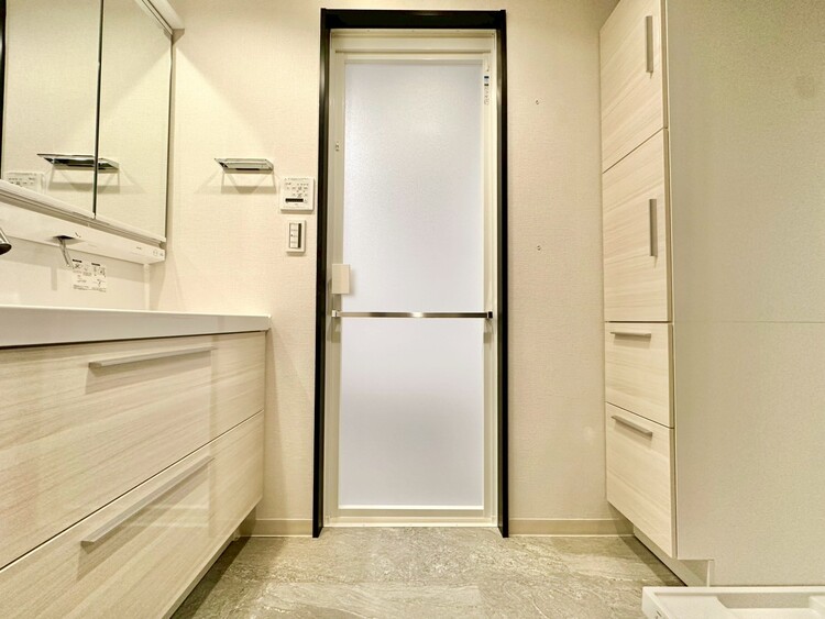 洗面 十分な広さの脱衣所。