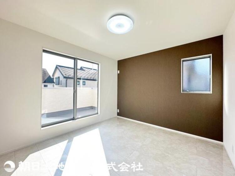 内装 【洋室（2024年11月撮影）】