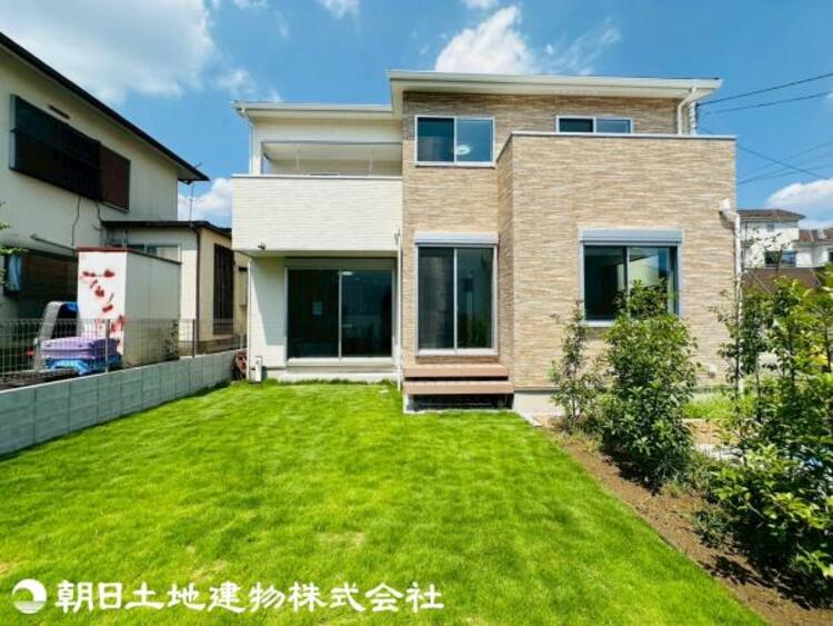 外観 【庭（2025年8月撮影）】