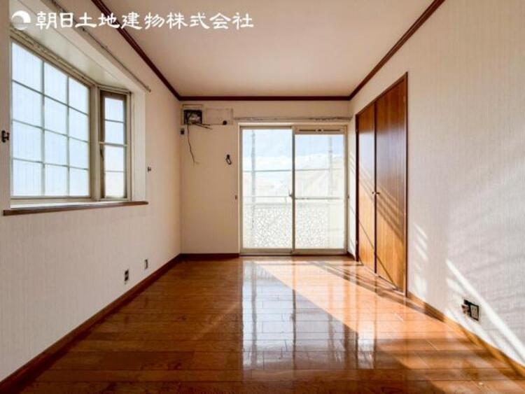 内装 リフォーム中の写真となります