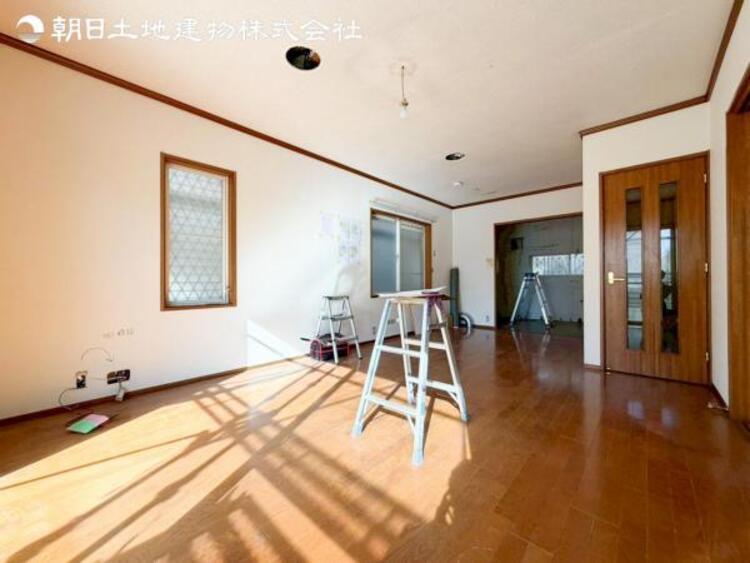 居間 リフォーム中の写真となります