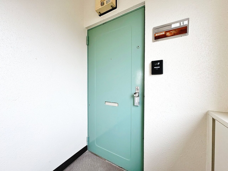 玄関 玄関を開ければ、そこは安らぎのご自宅。