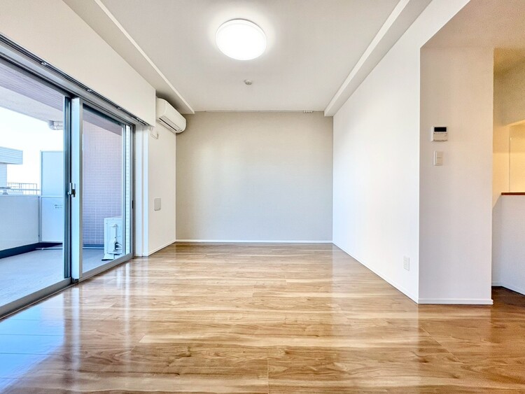 居間 豊かな居住性と、安心感を満たすクオリティが見事に調和した住空間。