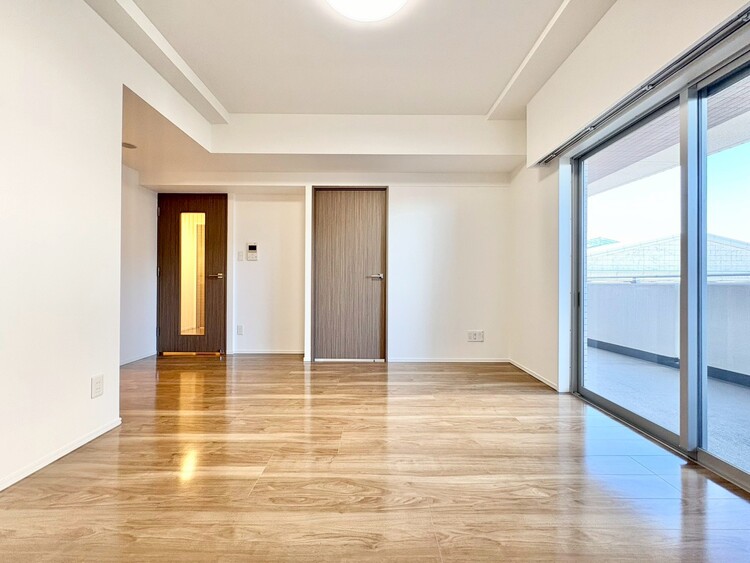 居間 快適に過ごす毎日を求めて、暮らしの中でご自身の「マイホーム」に創り上げてください。