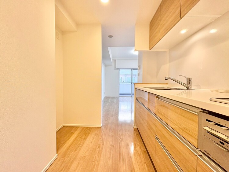 居間 過ごす時間が、たくさんの思い出として紡がれていく場所。