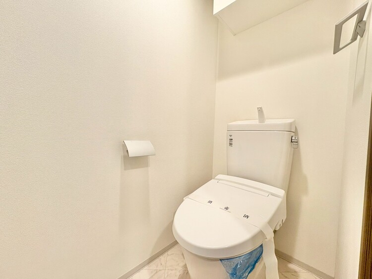 トイレ 暮らしの中のさりげないひとときの快適さにも、こだわりを、持って設備を配しております。