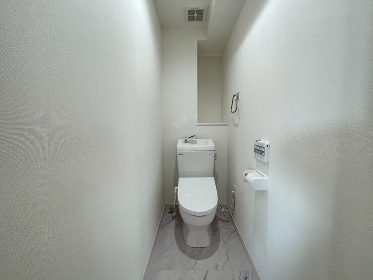 トイレ 暮らしの中のさりげないひとときの快適さにも、こだわりを、持って設備を配しております。