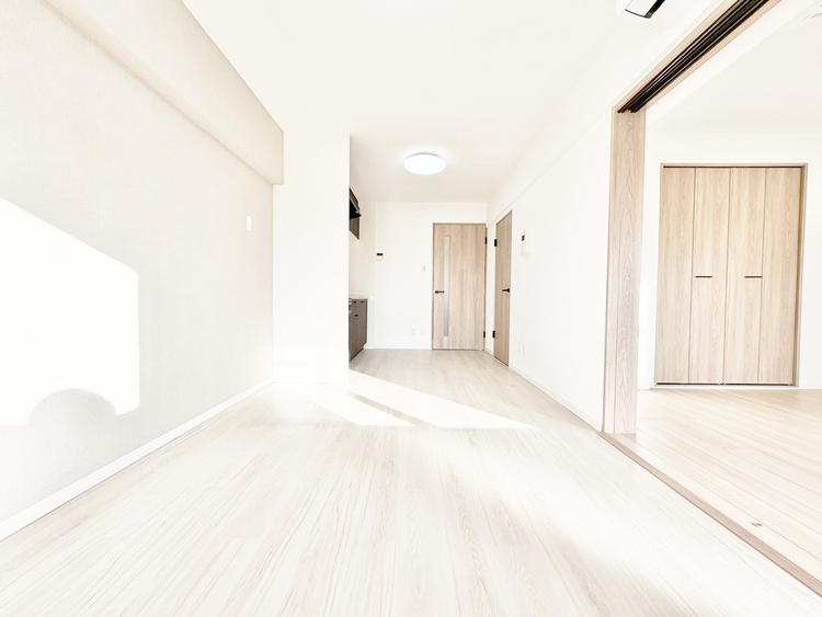 居間 豊かな居住性と、安心感を満たすクオリティが見事に調和した住空間。