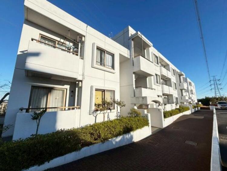 外観 豊かな居住性とクオリティが見事に調和した住空間は、住まうことの喜びを感じさせてくれます。