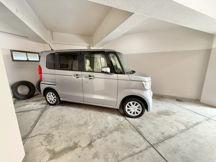 その他 駐車スペースが嬉しいですね。※空き状況は都度ご確認下さい。