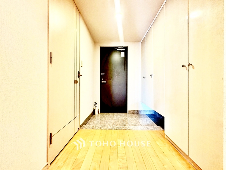 トイレ ◆住むほどに実感する快適性＆機能性◆各空間を彩る設備は、デザイン性に優れたHigh Quality仕様が装備。広く使い勝手のよい空間と設備で、理想の暮らしを演出します。