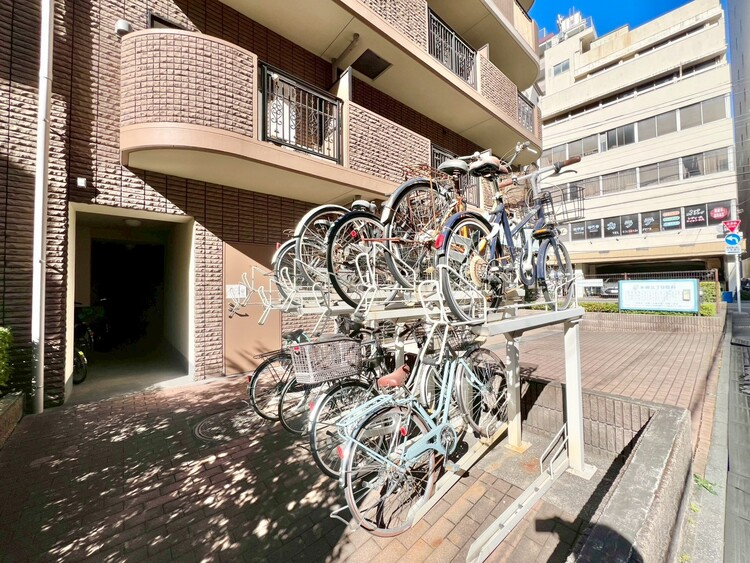 その他 駐輪場も綺麗に整頓されています。※空き状況は都度ご確認下さい。