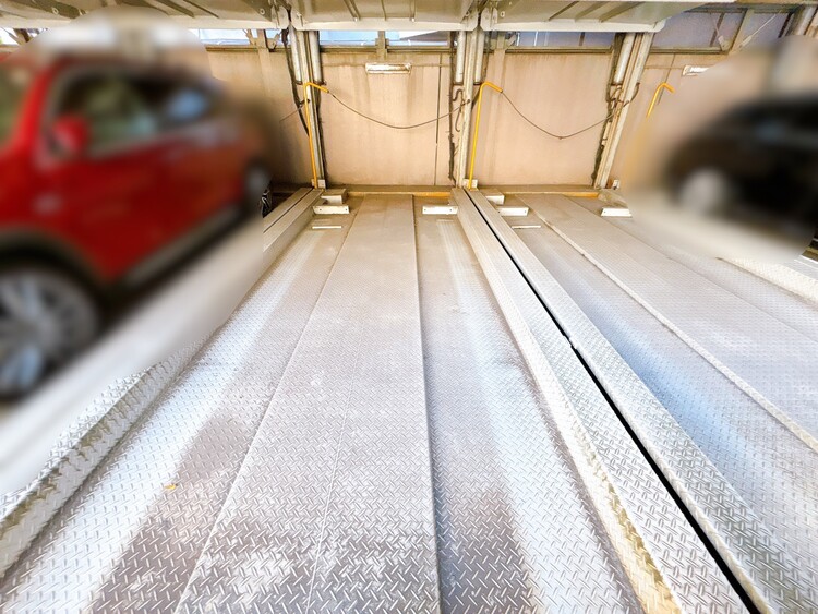 駐車場 本物件の駐車スペースです。車種制限のある場合もございますので、お気軽にお問い合わせくださいませ。