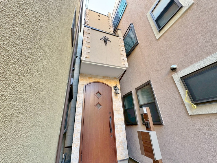 外観 資料には掲載していない情報が、現地にはたくさんあります。是非一度、現地をご確認ください。