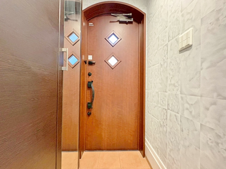 玄関 シューズボックスを完備した玄関です。