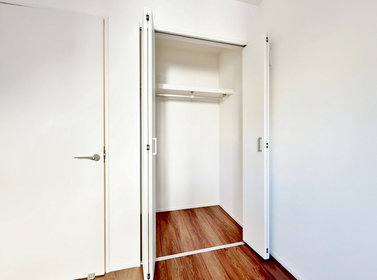 収納 居室にはクローゼットがあり、荷物もスッキリ収納して快適にお過ごしいただけます。