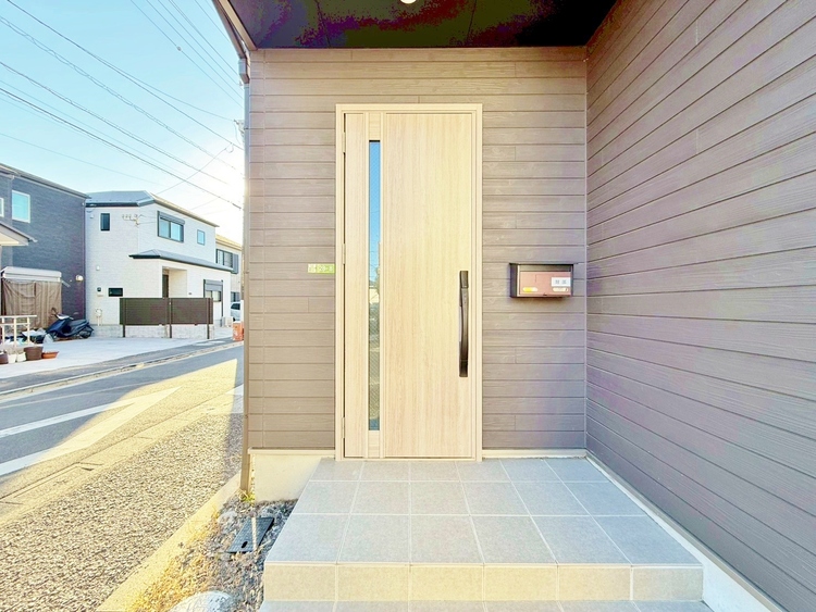 玄関 玄関を開ければ、そこは安らぎのご自宅。