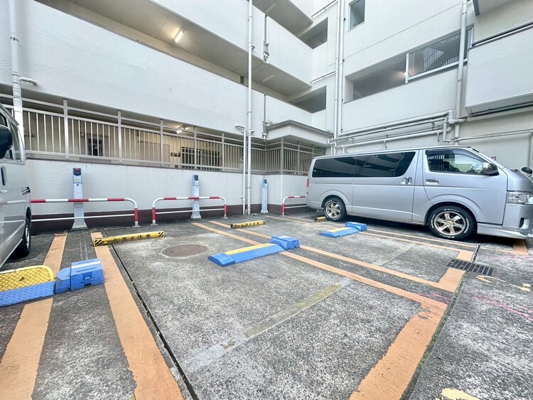 その他 駐車スペースが嬉しいですね。※空き状況は都度ご確認下さい。