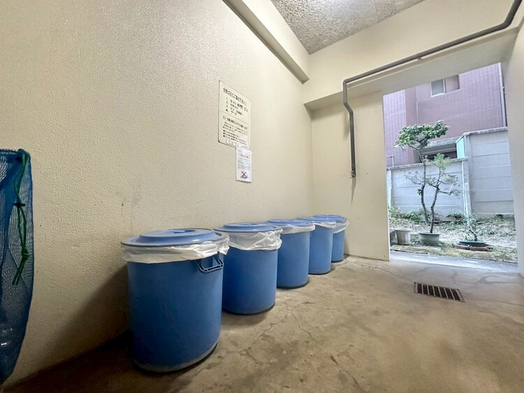 その他 ゴミ置場。綺麗に管理されております。