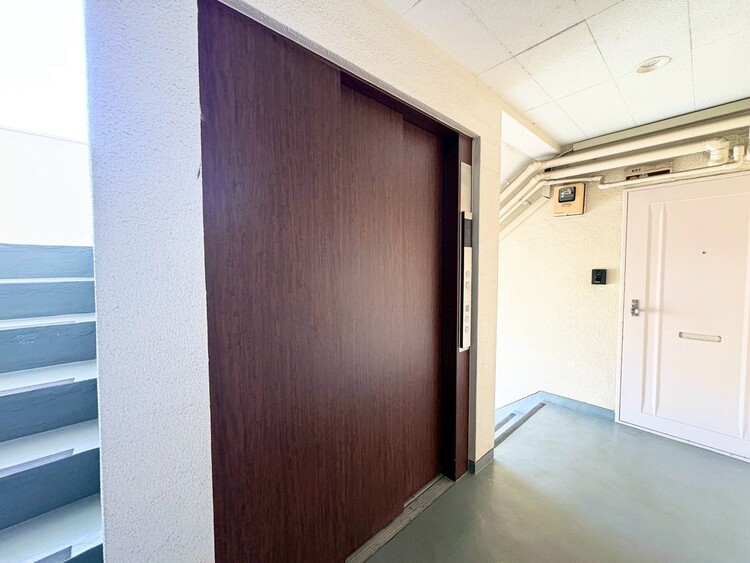 その他 エレベーター完備のため荷物が多くなっても安心。