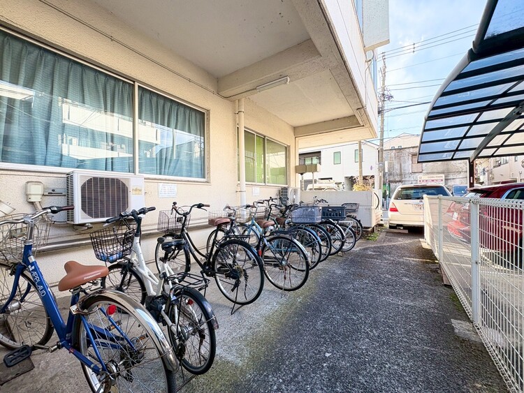 その他 駐輪場も綺麗に整頓されています。※空き状況は都度ご確認下さい。