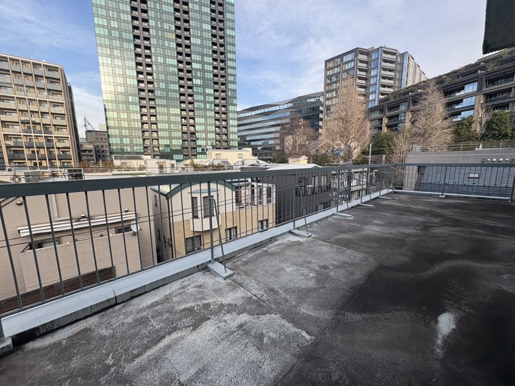 その他 朝の澄んだ空気や、夕方に吹く清々しい風を感じられるバルコニー。