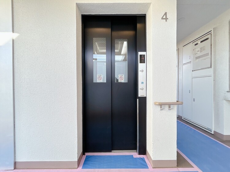 その他 エレベーター完備のため荷物が多くなっても安心。