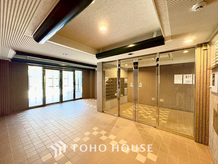 その他 【ENTRANCE】◆家族◆帰りを待つ家族の元へと急ぐときの弾む思い。そんな思いを引き立てる。