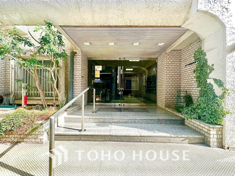 その他 【ENTRANCE】◆安心◆して歩ける。安心して家族の帰りを待てる。そんな安心を感じさせる住環境。