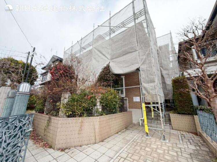 外観 リフォーム中の写真となります