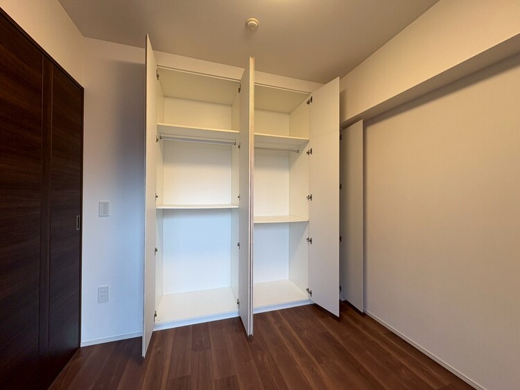 収納 居室にはクローゼットがあり、荷物もスッキリ収納して快適にお過ごしいただけます。
