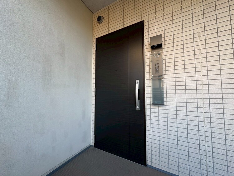 玄関 玄関を開ければ、そこは安らぎのご自宅。