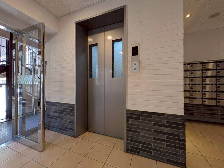 その他 エレベーターの管理も、きちんと行き届いてます。