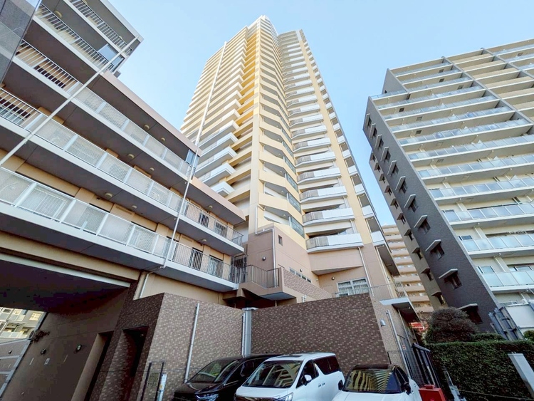 外観 現地に足をお運びいただいた際には、周辺散策などをお勧めいたします。