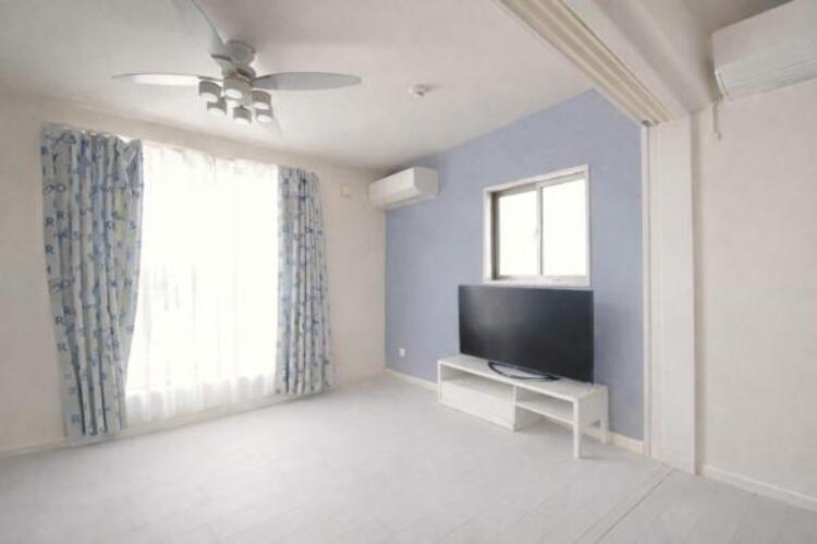 内装 窓からたっぷりと陽光が注がれる、明るく快適なプライベート空間となっています（CG加工済み）。