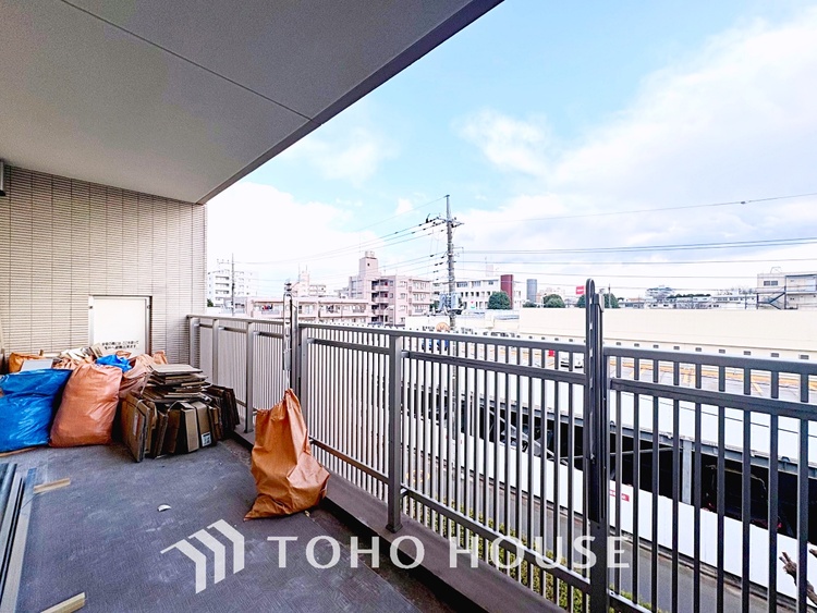 収納 大きな収納スペースで、家族の荷物をしっかり整理し、暮らしを快適に保てます。