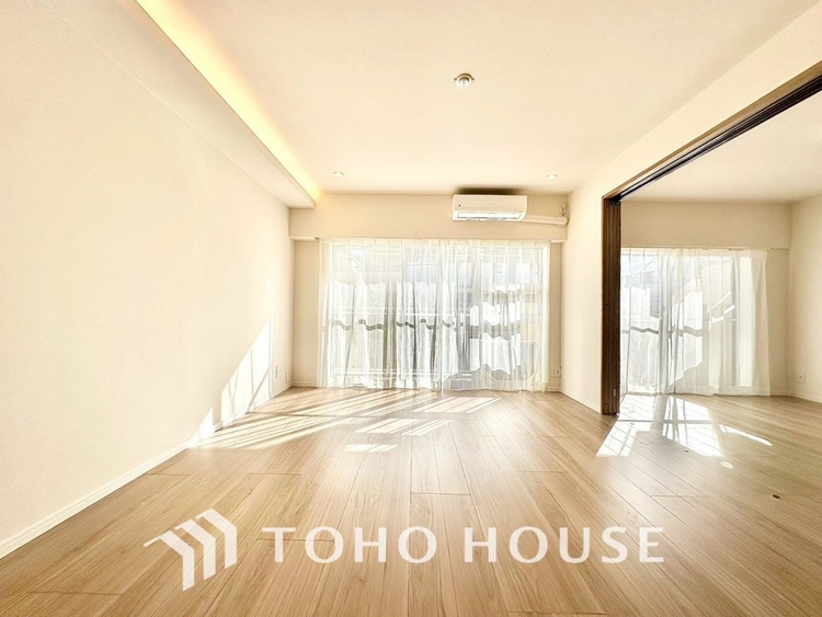 内装 【LIVING】◆家族◆愛する家族を一目で見渡せる。家族が集う空間。永遠に続く幸せな毎日を、ここで。