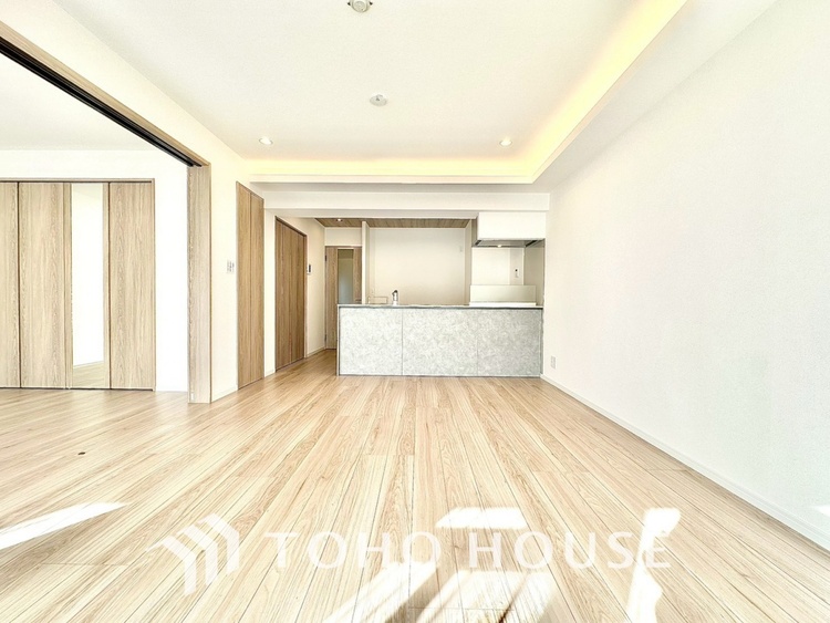 内装 【LIVING】◆simple is best◆無駄のない綺麗なつくりのリビングルームであなただけの暮らしを。