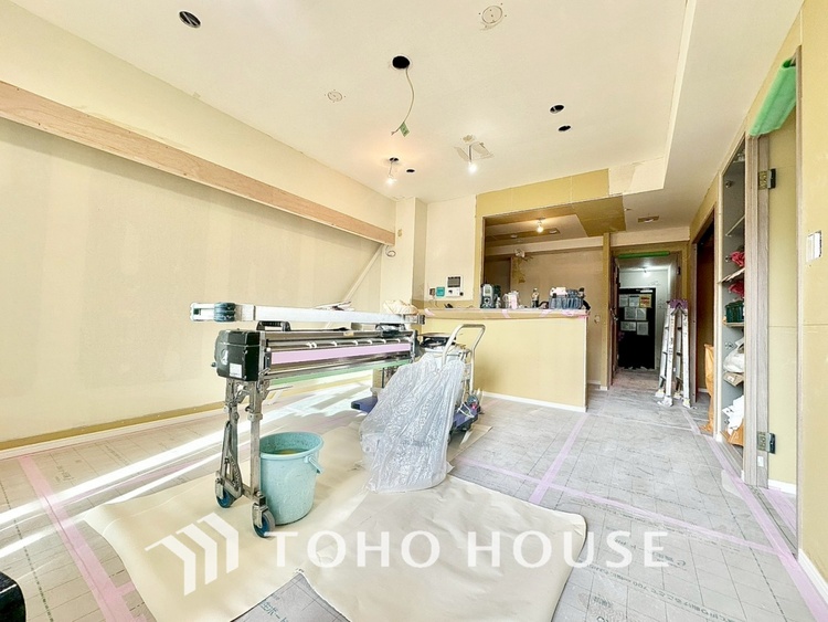 内装 現在改装中◆眩い◆光が燦々と入り、家族の笑顔を照らす。「いつまでも続いて」と願う夢のような毎日がここにある。