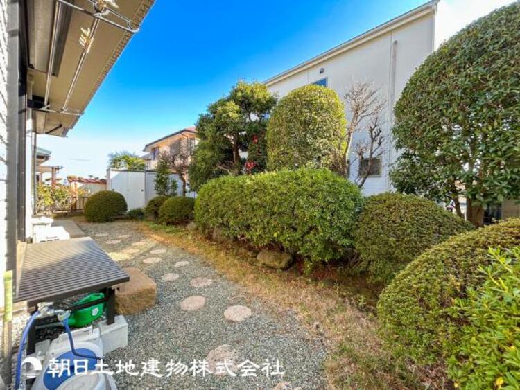 その他 自宅で日本庭園のような素敵な植栽を楽しめます