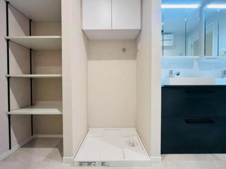 洗面 使用頻度の高い場所だからこそ便利な空間に。多人数での使用も考えた便利な空間です 