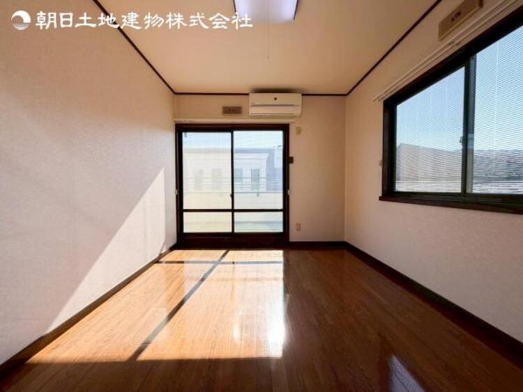 内装 すぐの見学や資料請求など、お気軽にお問い合わせください